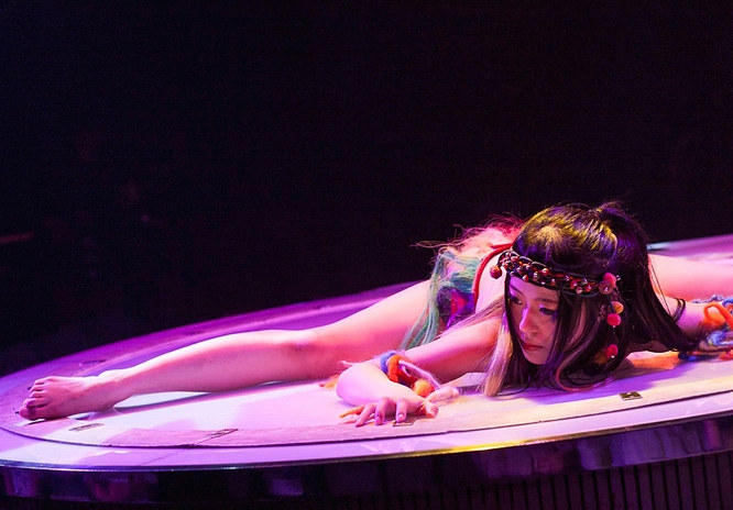 Adult show at fashion-nude theater